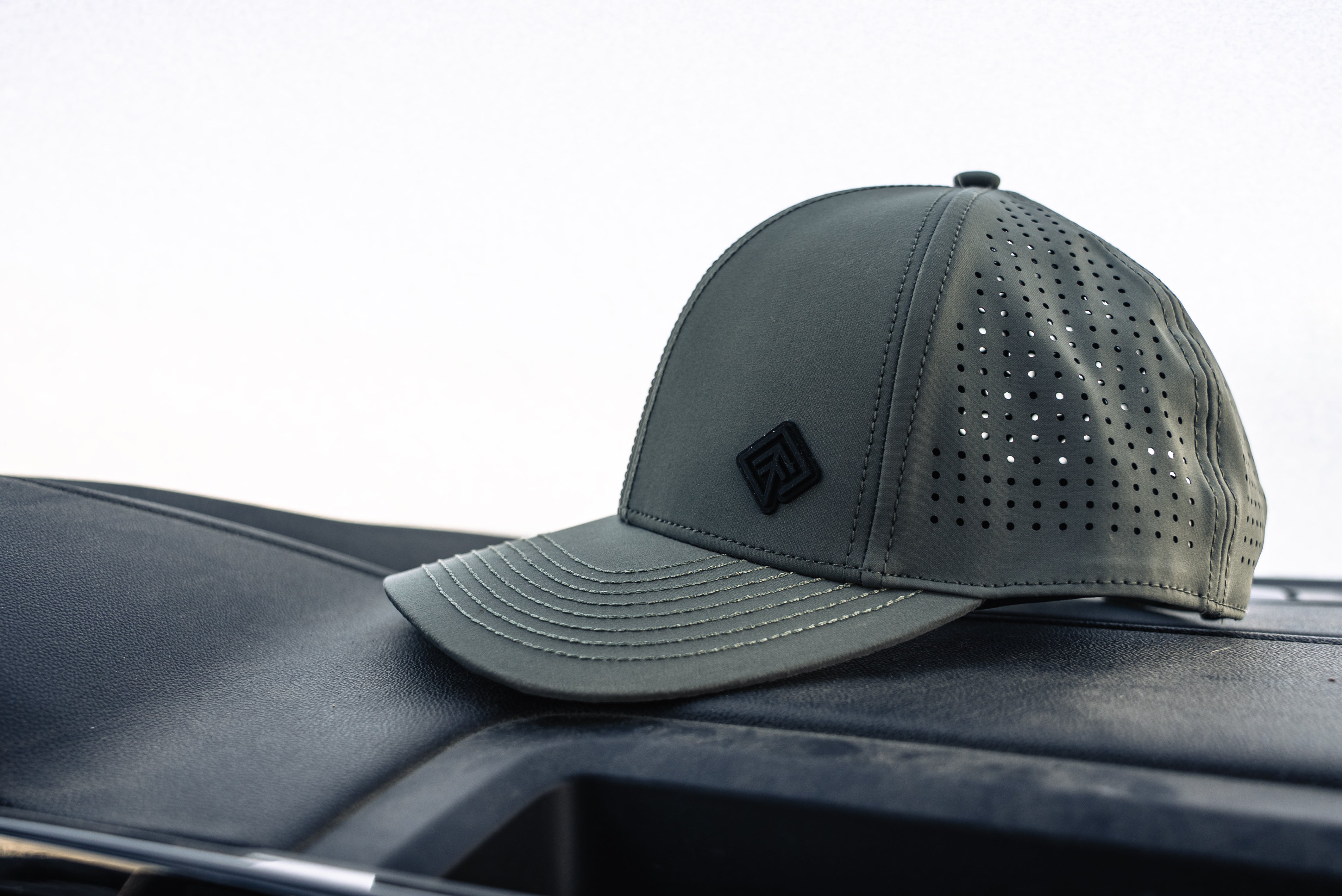 Terreno olive green perforated hat 